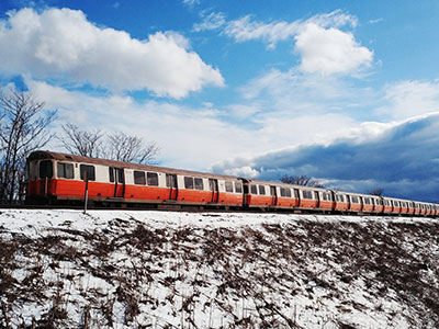 Orange Line train