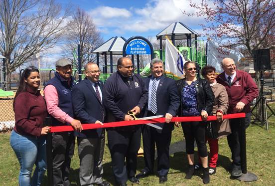ribbon cutting