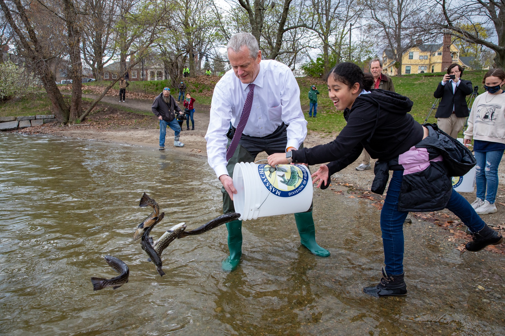 Governor Baker Joins City of Boston Students at Jamaica Pond for Annual