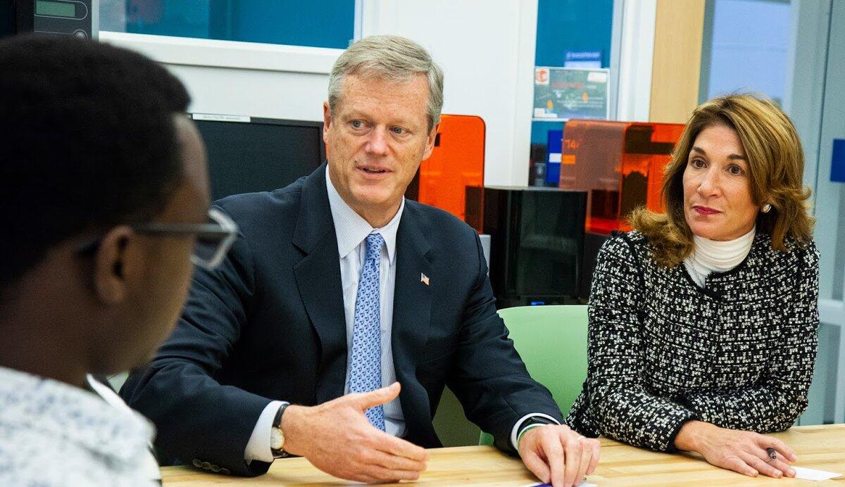 Governor Baker and Lt. Governor Polito speak with students at Quinsigamond Community College.