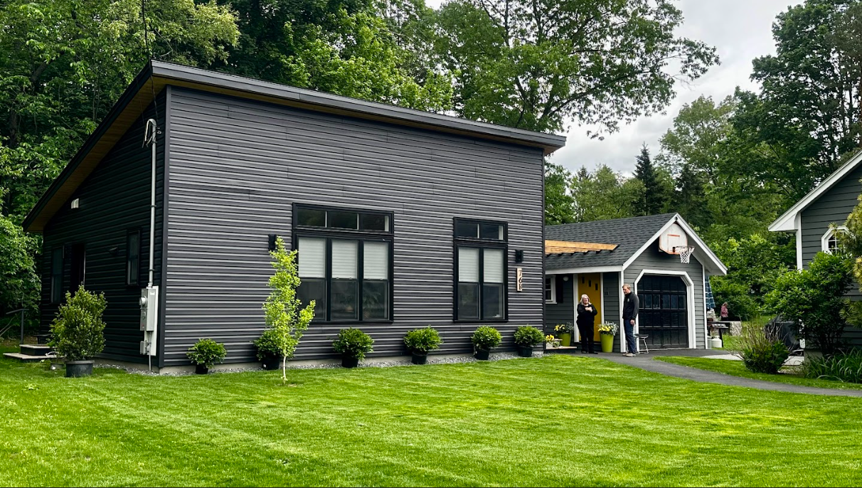 Photo of a detached accessory dwelling unit in Shrewsbury. 