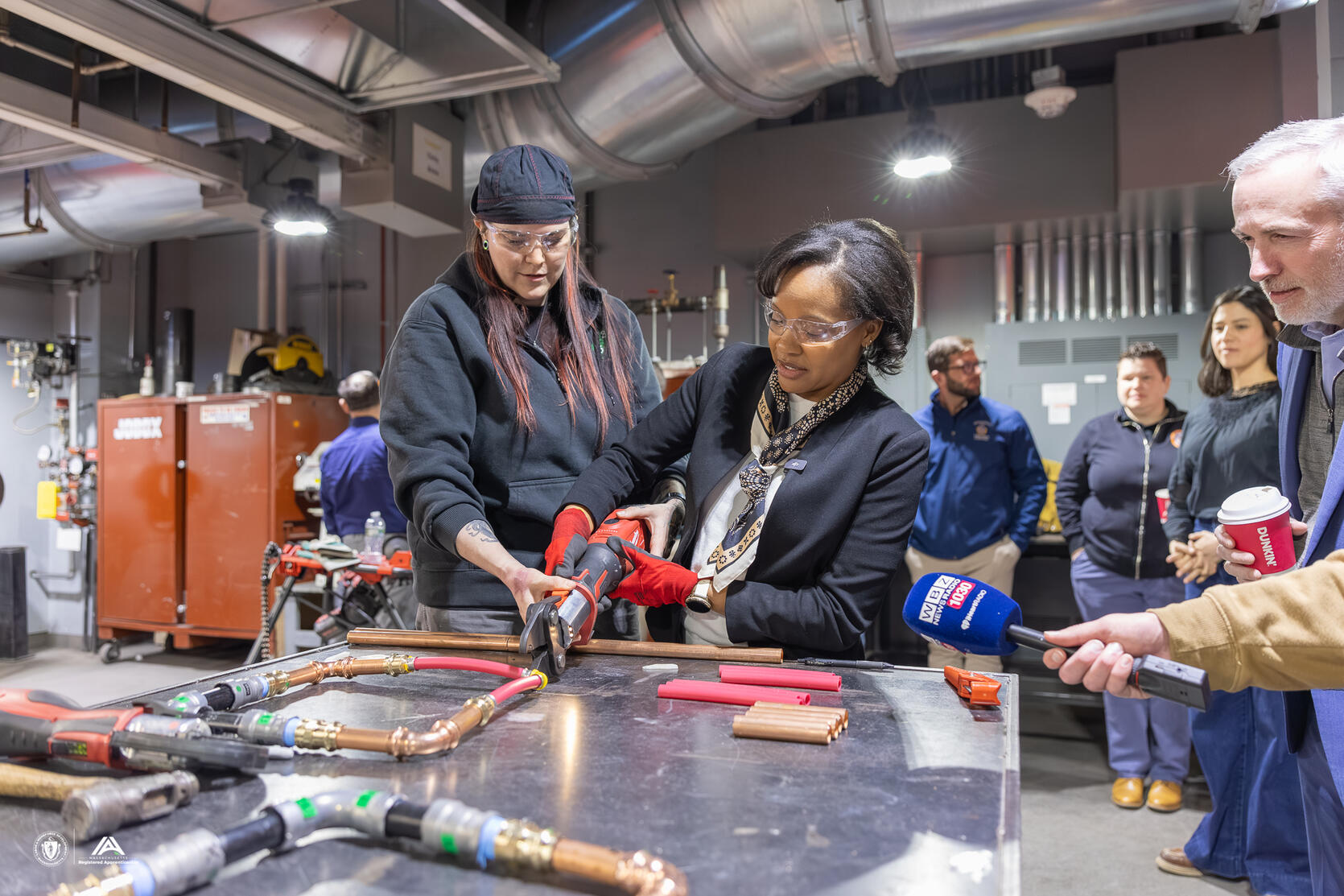 Secretary Jones and a tradeswomen during Women in Construction Week