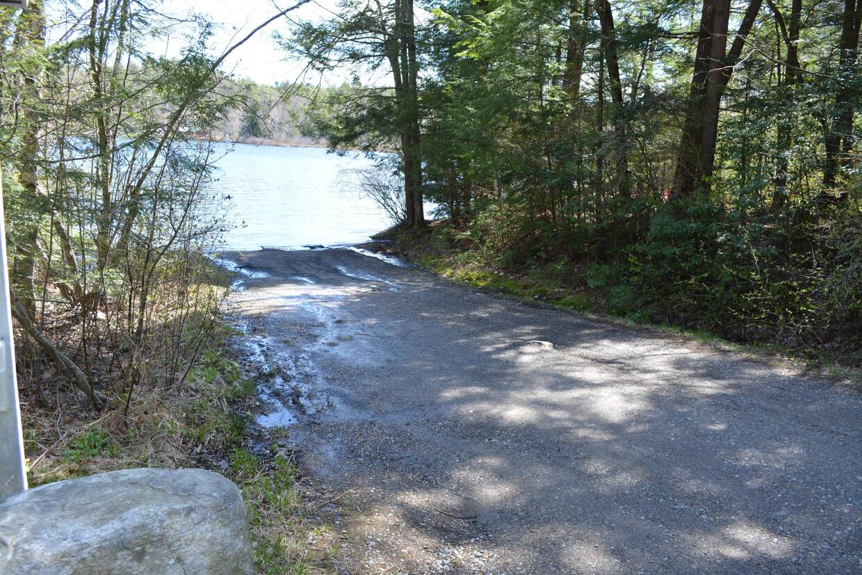 Lake Wyola boat access