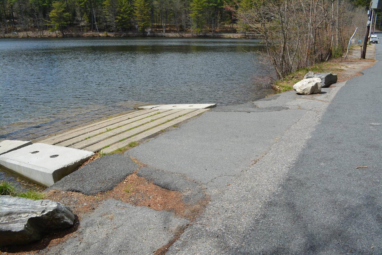 Lake Mattawa boat access