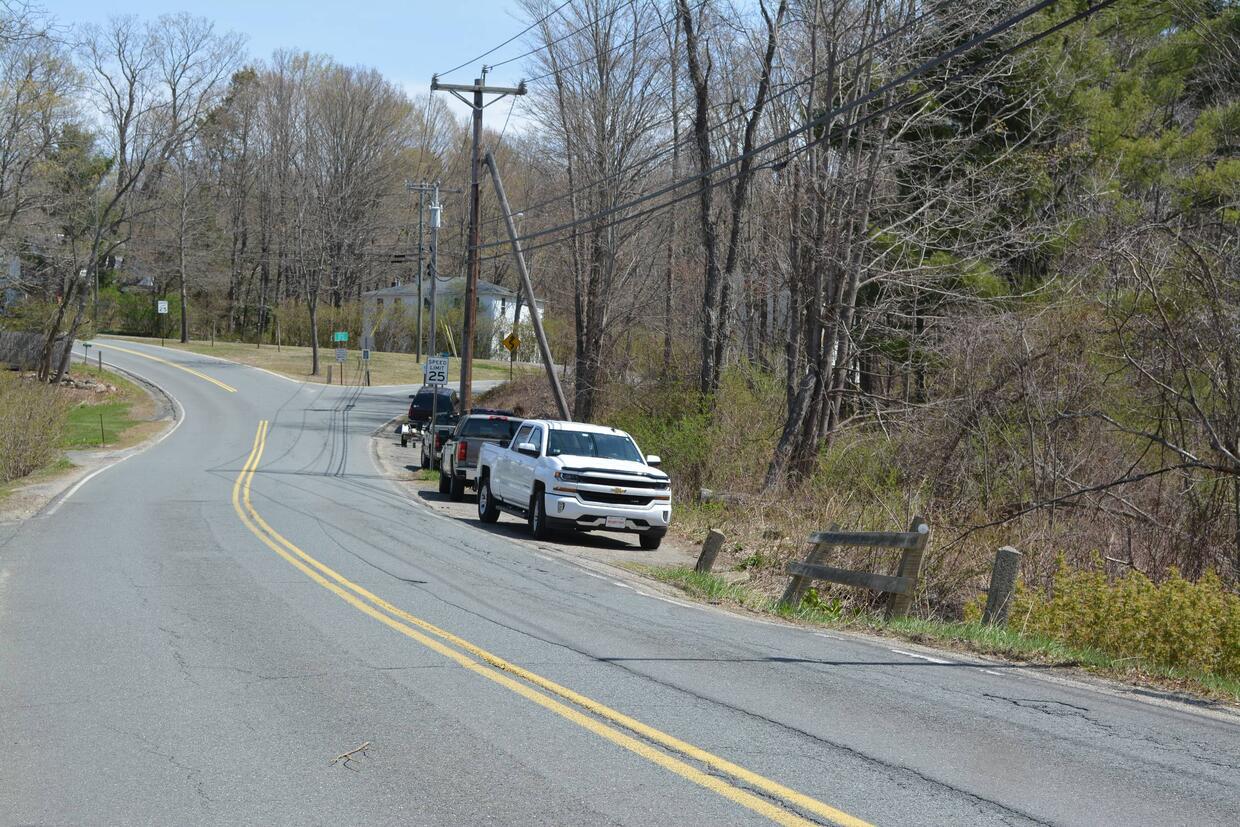 Parking of Leverett Pond