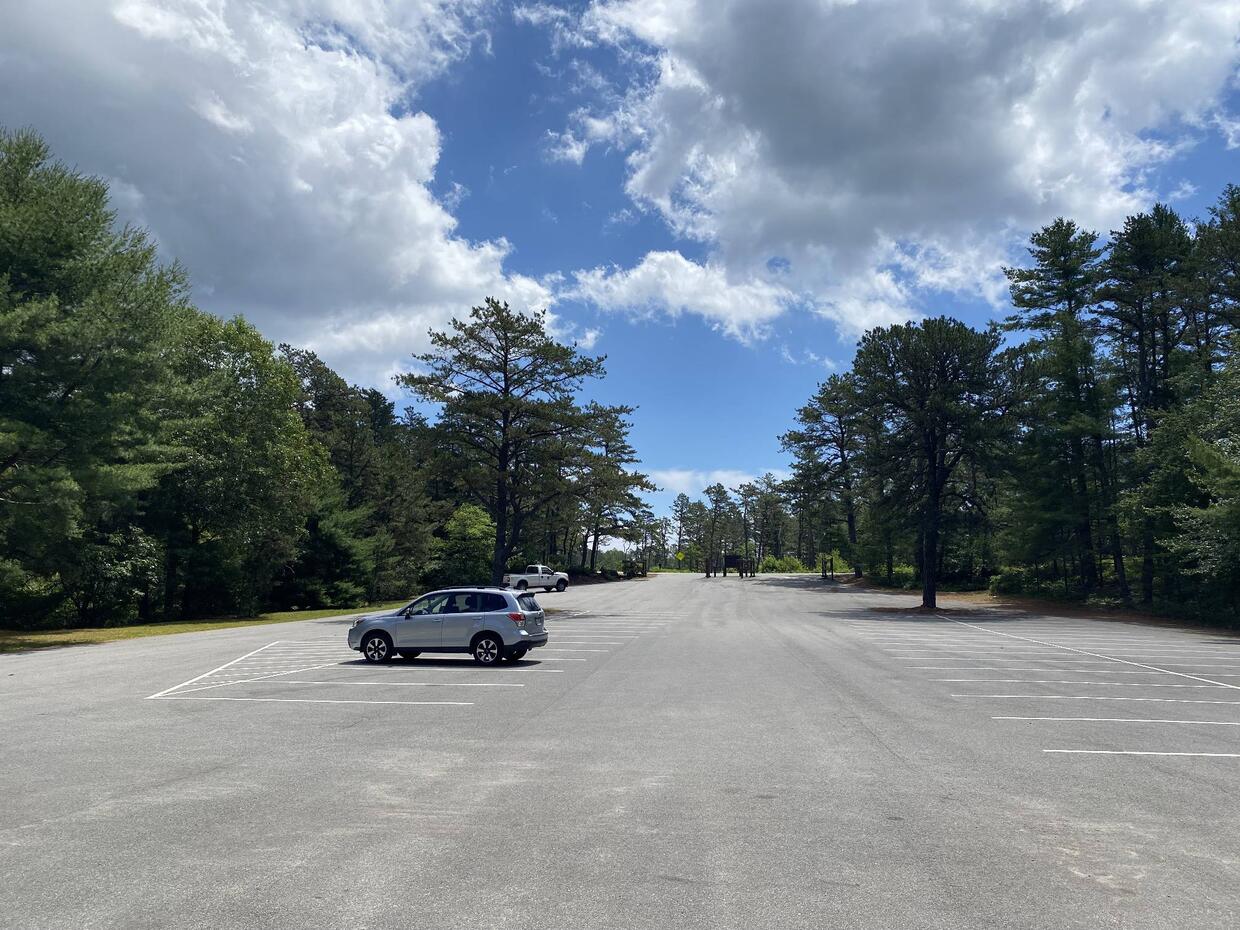 Parking lot of Fearing Pond.