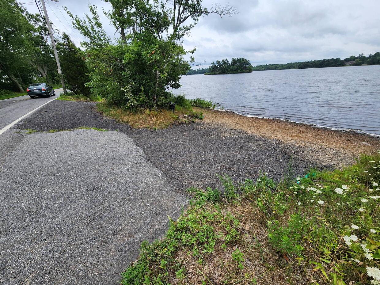 The second gravel ramp for Robbins Pond