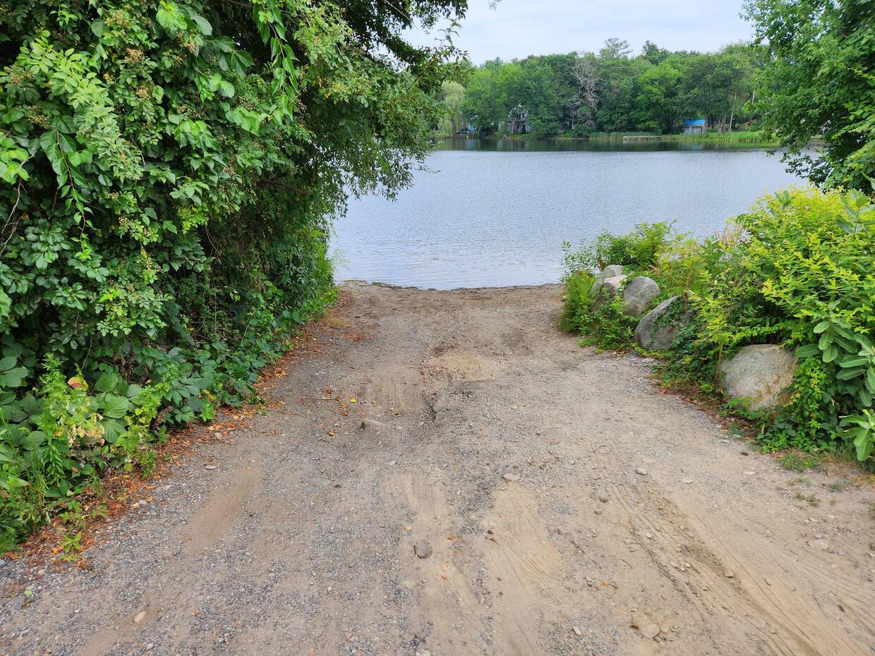 Boat ramp at Stetson Pond 