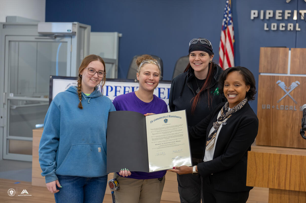 Secretary Jones presents Women in Construction Week proclamation 