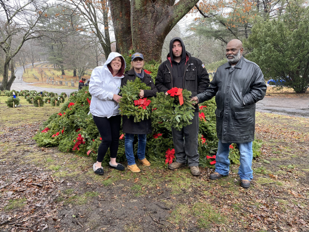 probationers with wreathes for graves of veterans