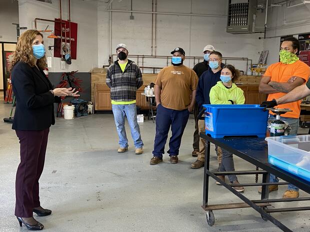 Secretary Acosta visits Plumbers & Gasfitters UA Local 12