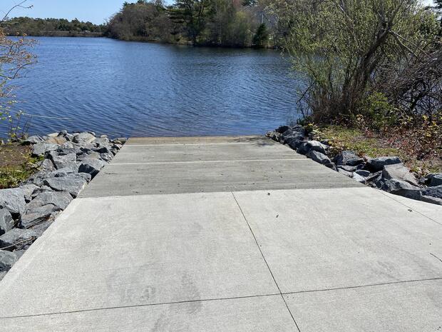 Agawam Mill Pond boat access
