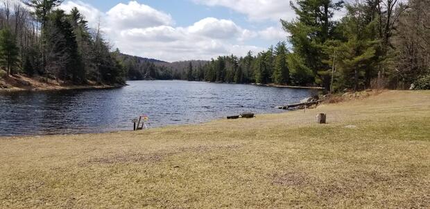 Hallockville Pond Shore Access