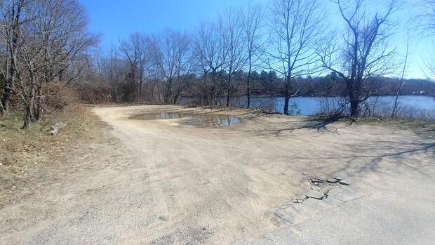 Norton Reservoir Parking