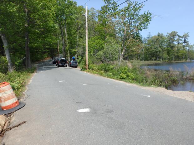 parking along the narrow road for the gravel launch