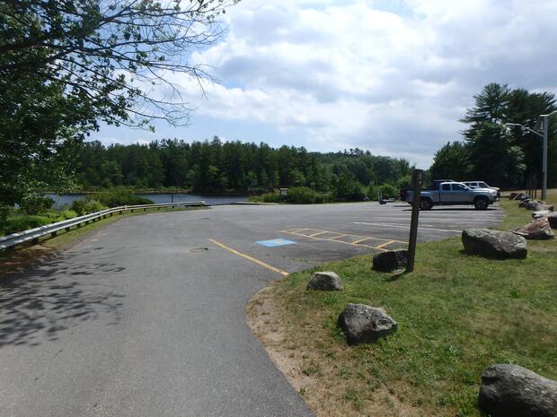 parking for trailers near the boat ramp