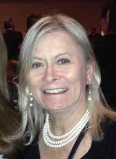 Sara Schnorr, Holliston